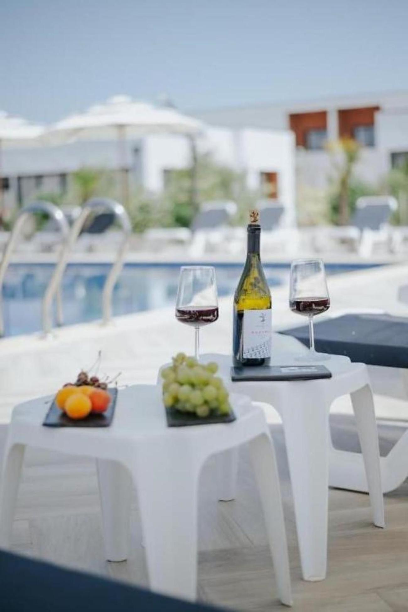 Imperial Family Resort 울친 외부 사진
